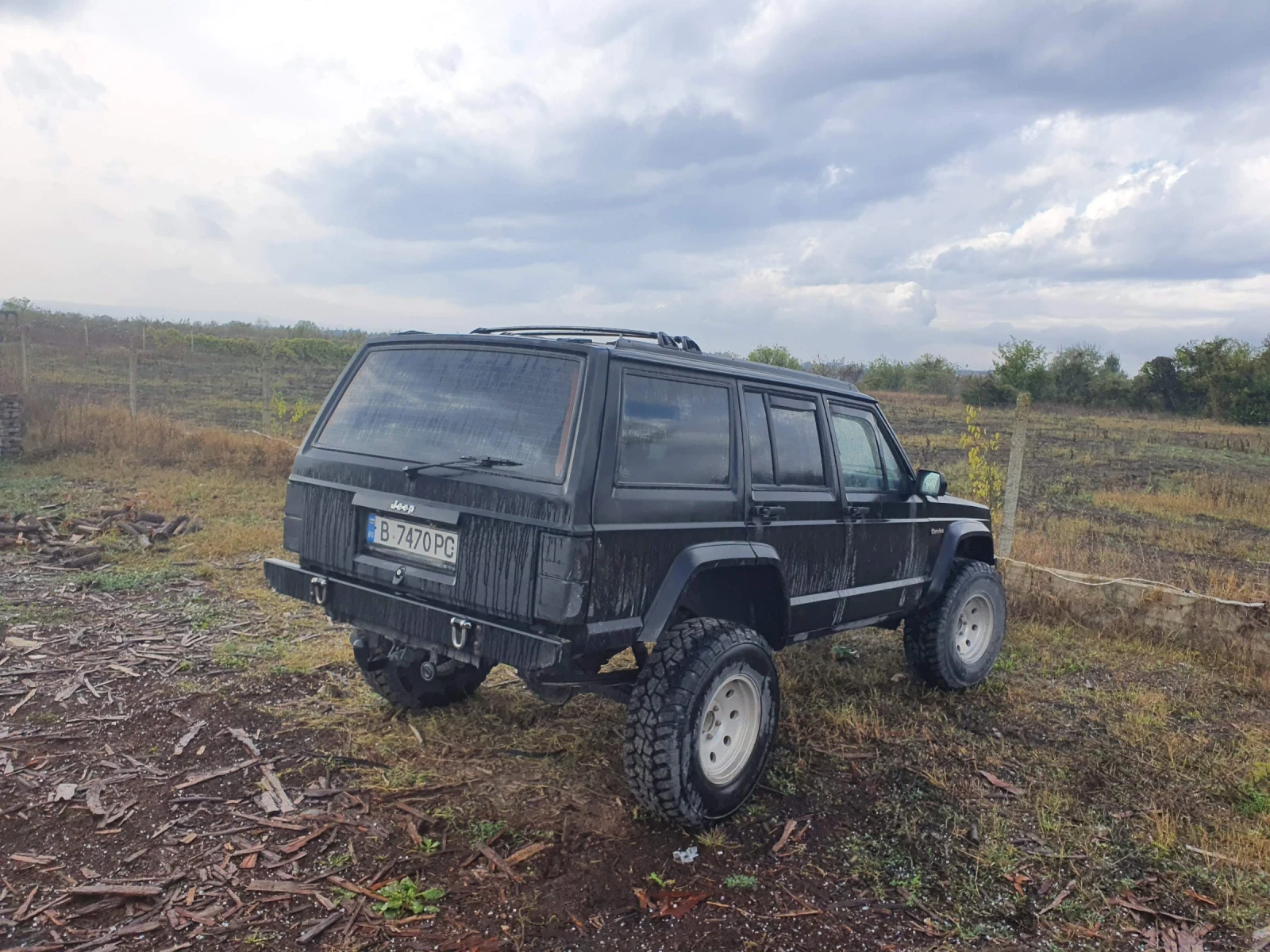 Jeep Cherokee, снимка 3 - Автомобили и джипове - 54956336