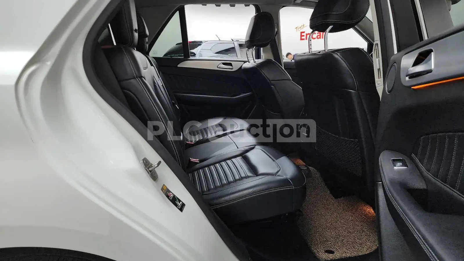Mercedes-Benz GLE 350 d 4MATIC| H KARDON| ПАНОРАМА| 360| ВКЛ.ТЕХНОТЕСТ, снимка 12 - Автомобили и джипове - 55033748