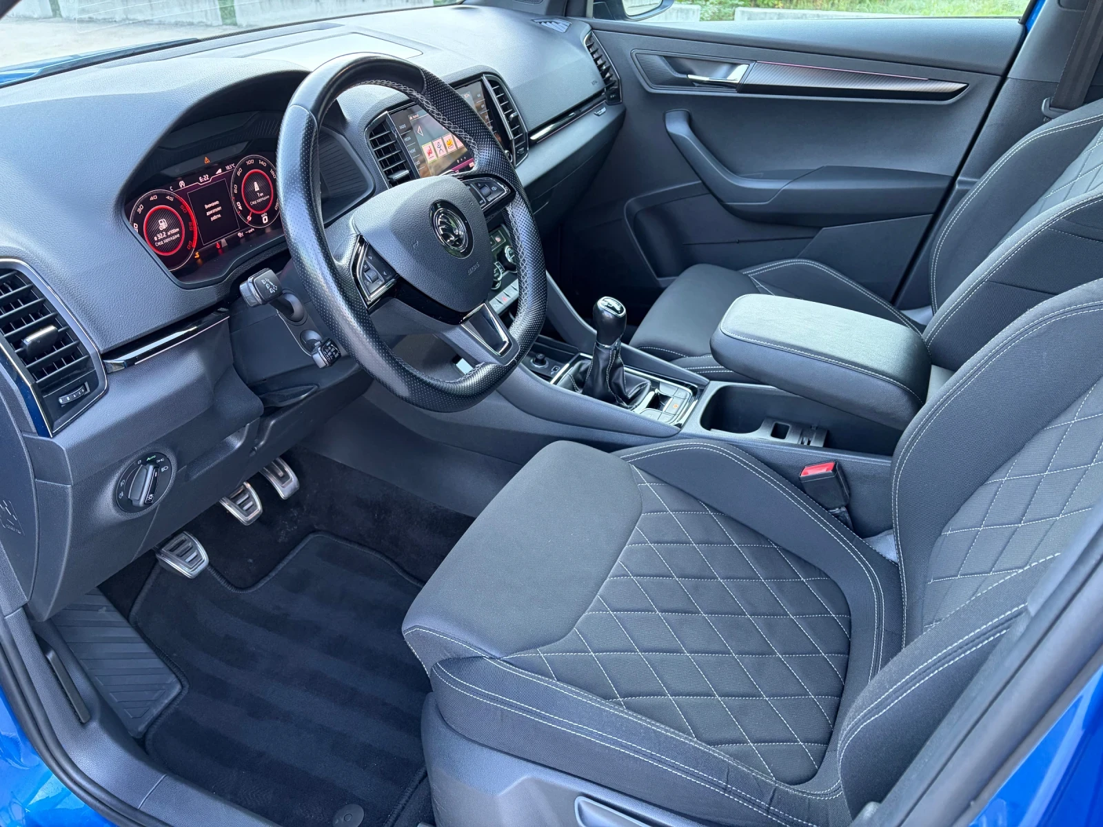 Skoda Karoq Sport Line , снимка 9 - Автомобили и джипове - 55272589