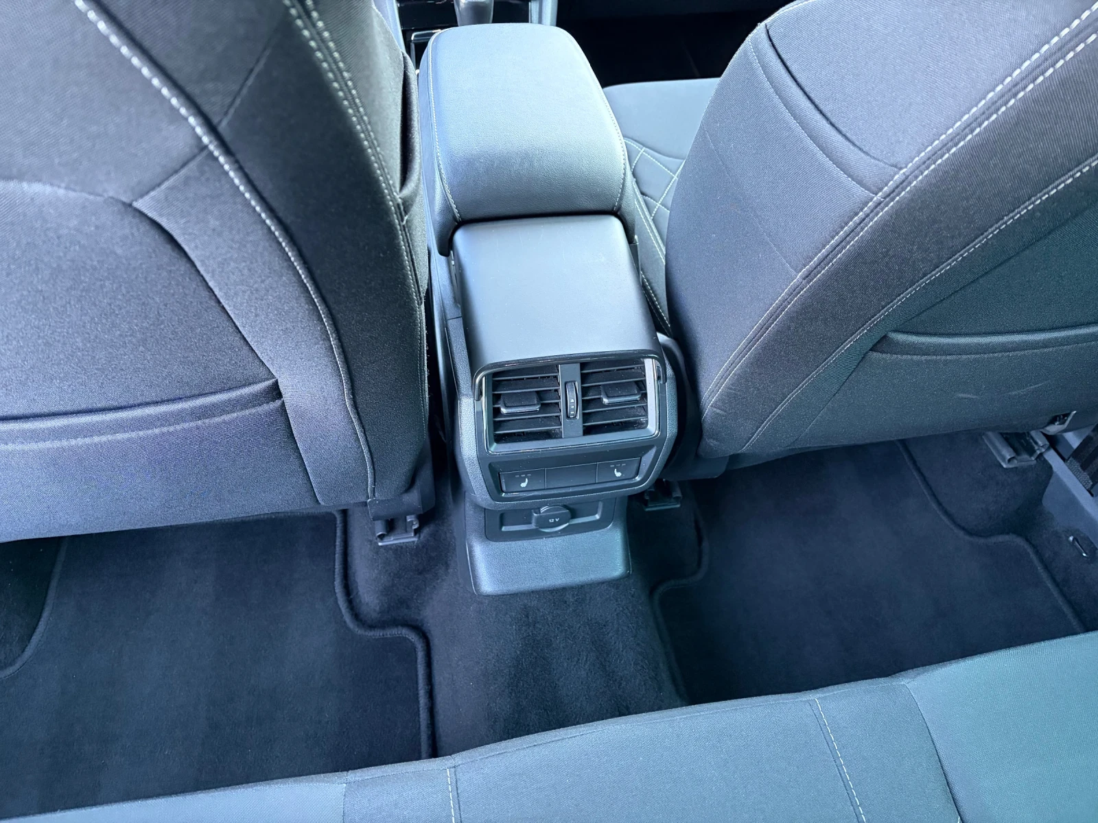 Skoda Karoq Sport Line , снимка 13 - Автомобили и джипове - 55272589