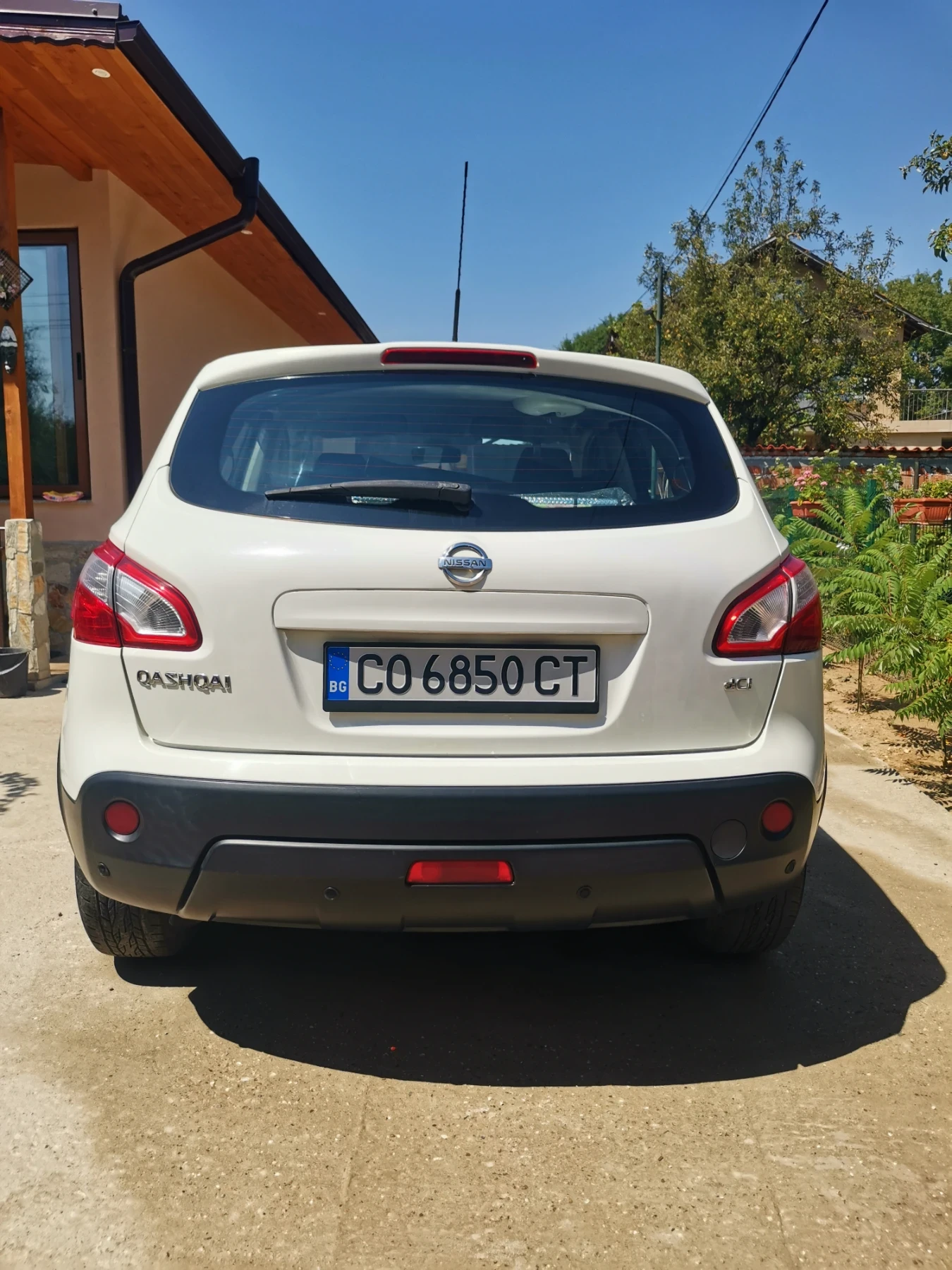Nissan Qashqai, снимка 4 - Автомобили и джипове - 55778566
