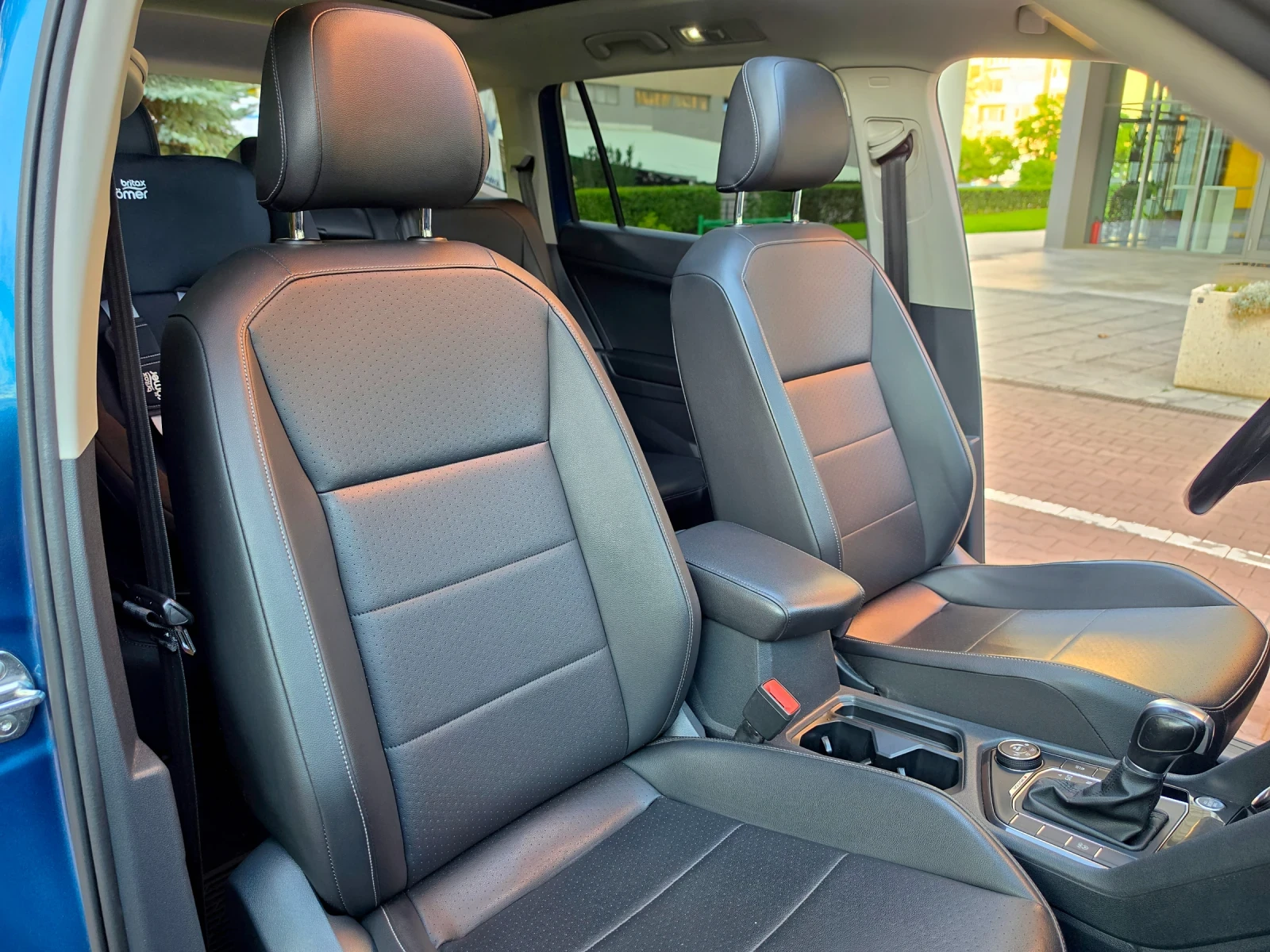 VW Tiguan Allspace 2.0 TSI 4x4 186к.с., снимка 8 - Автомобили и джипове - 55817555