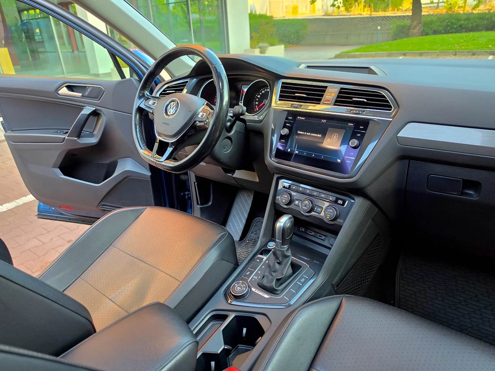 VW Tiguan Allspace 2.0 TSI 4x4 186к.с., снимка 9 - Автомобили и джипове - 55817555