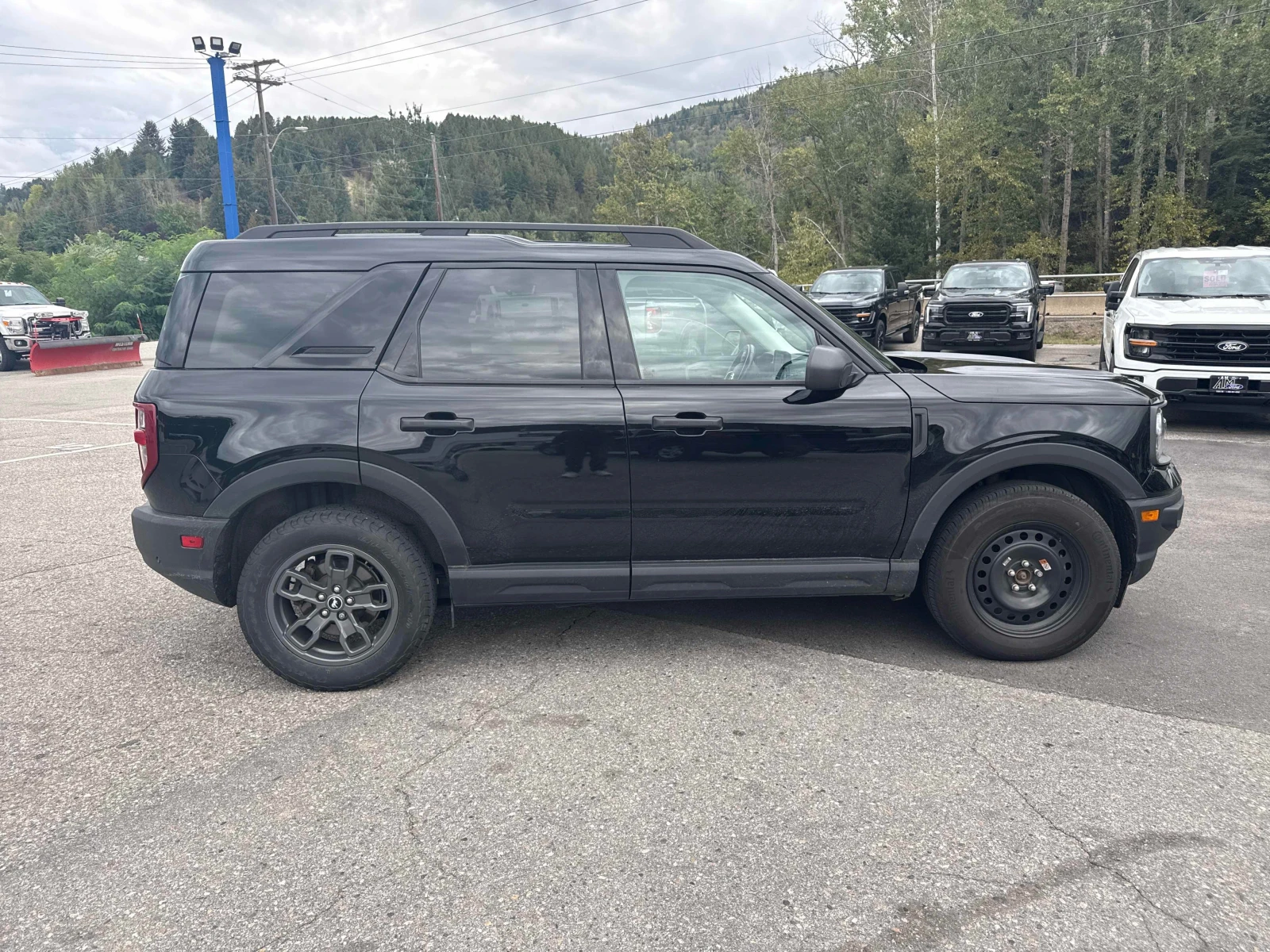 Ford Bronco Big Bend * CARFAX * АВТОКРЕДИТ * , снимка 3 - Автомобили и джипове - 56099361