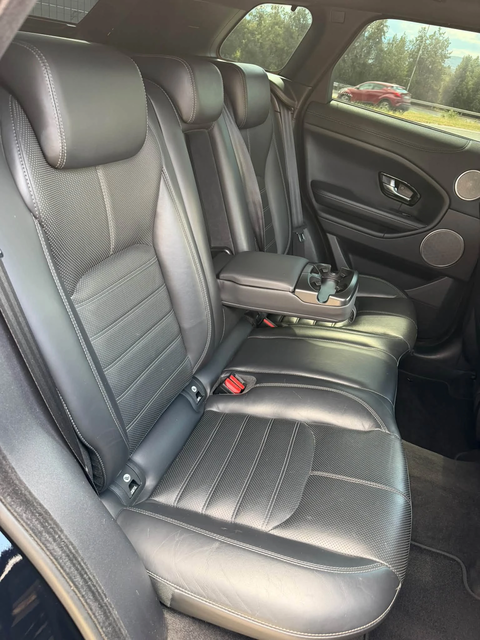 Land Rover Evoque 2.0SD4/HSE/180/Dynamic/2018, снимка 12 - Автомобили и джипове - 56112766