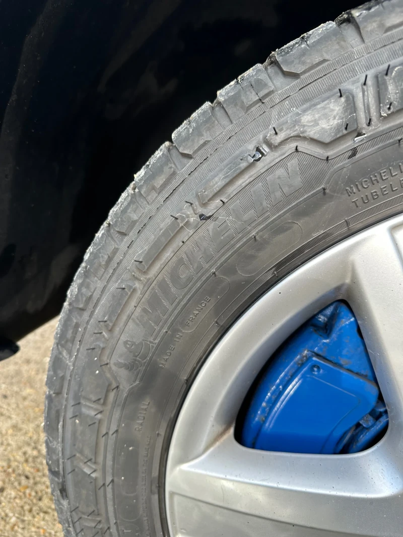 VW Transporter, снимка 15 - Бусове и автобуси - 52904289