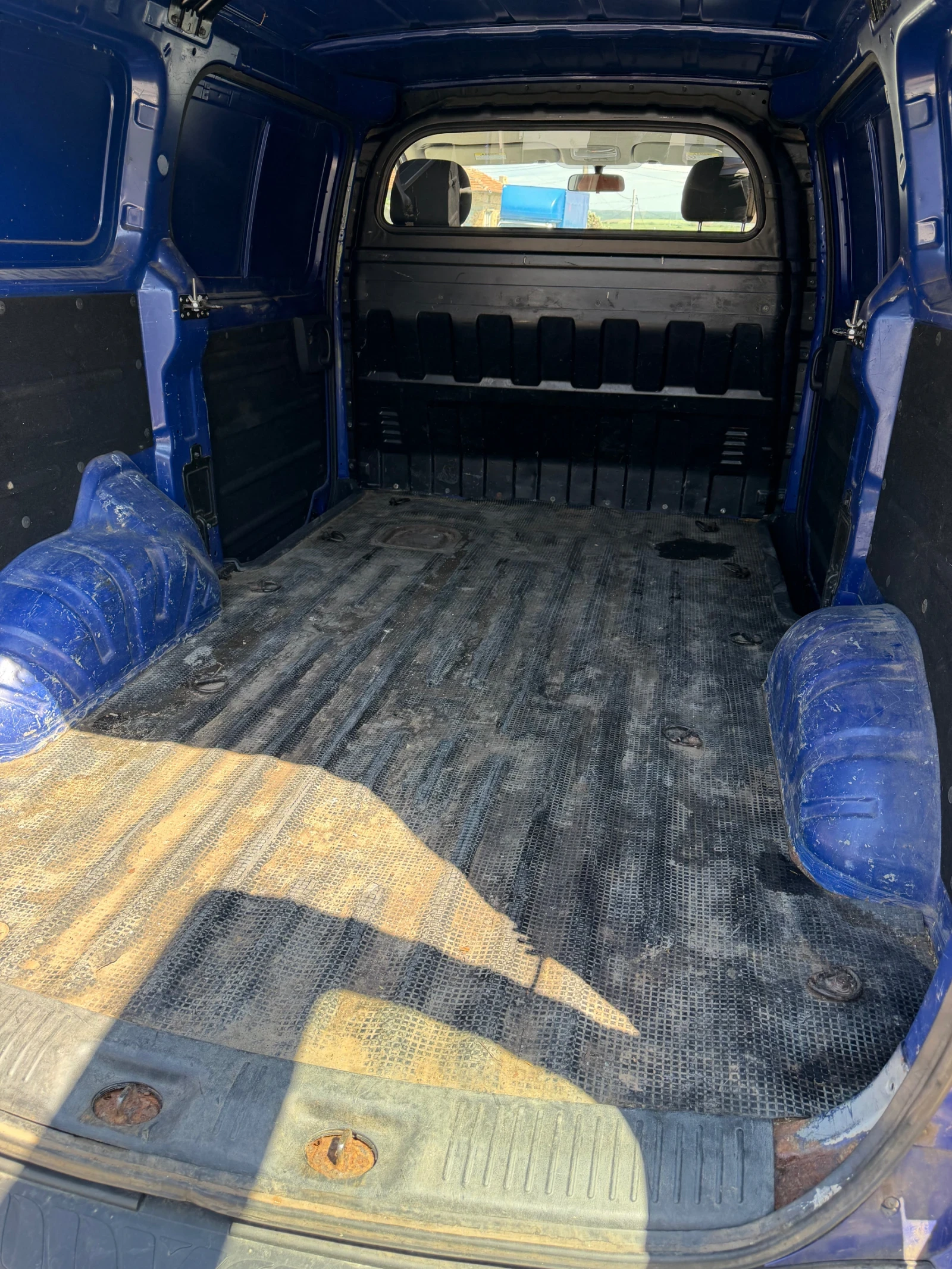 Hyundai H1 Реални Км. Топ Цена, снимка 11 - Бусове и автобуси - 55011932