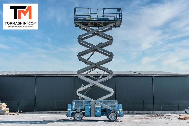 Автовишка Друга марка Genie GS5390, снимка 2 - Индустриална техника - 50874692