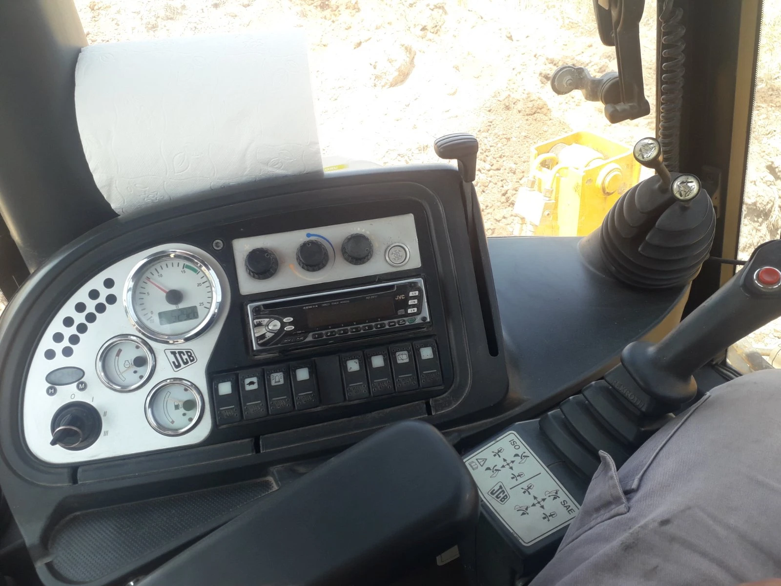 Багер JCB 3CX - изображение 10