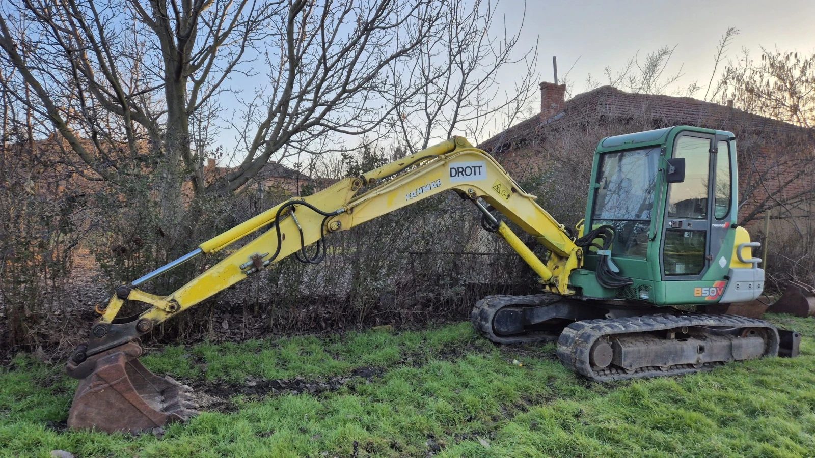 ����� Yanmar B50V | Mobile.bg � ����������� 1