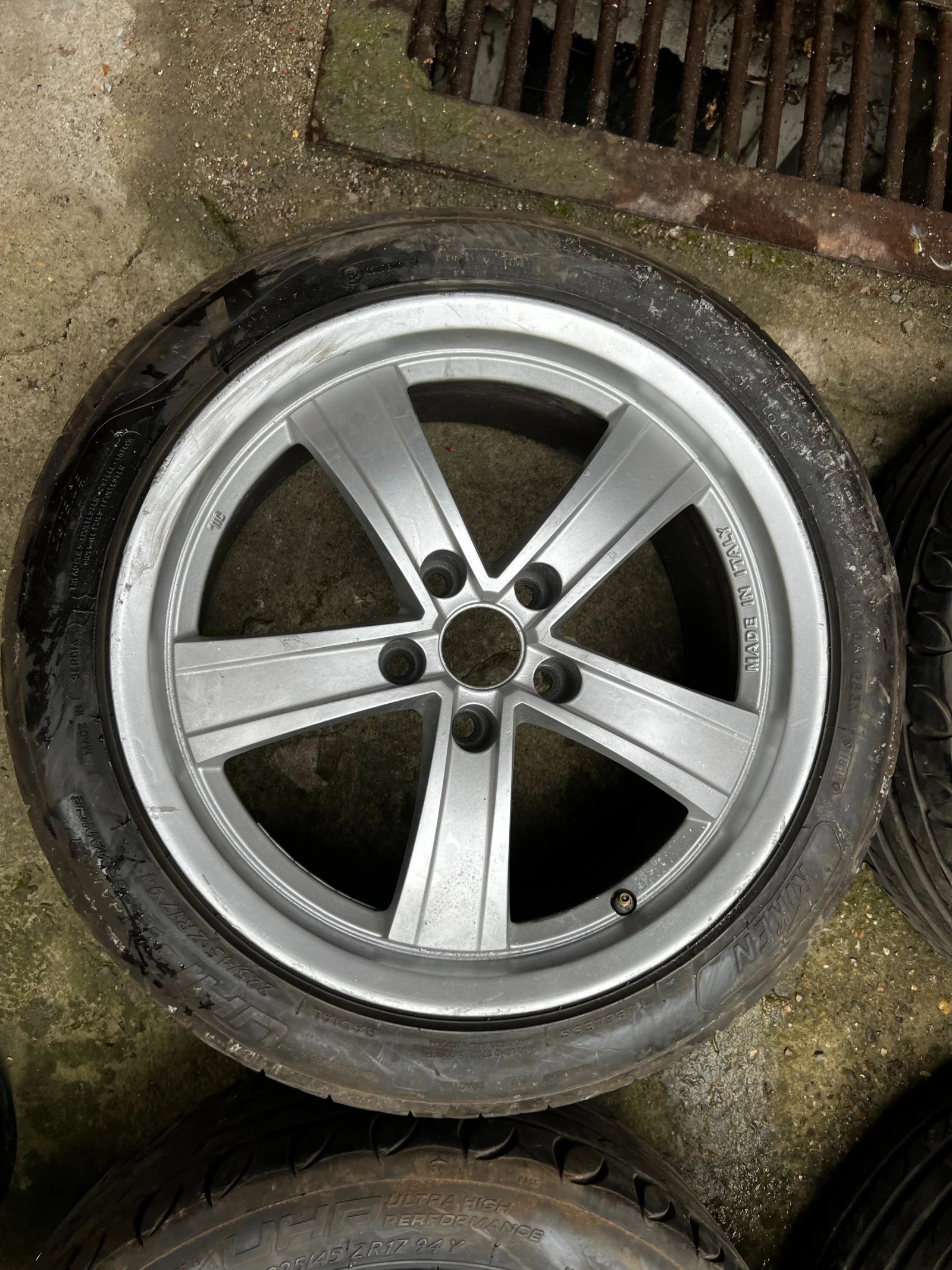 Гуми с джанти Riken 225/45R17