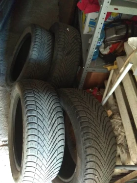 Гуми Зимни 215/55R17, снимка 8 - Гуми и джанти - 48503741