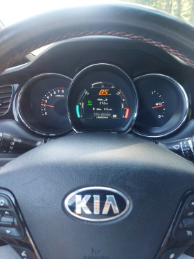 Kia Ceed 1 6 T- GТ, снимка 8 - Автомобили и джипове - 42178136