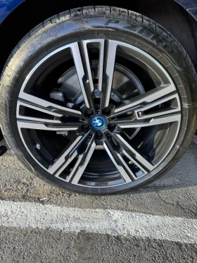 BMW i7 | Mobile.bg    4