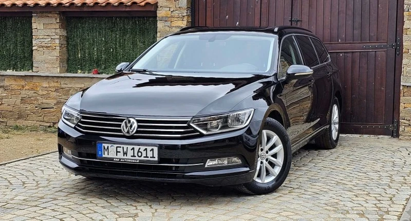 VW Passat Germany* Pano* Navi* PDC* ACC* Keyless Go, снимка 1 - Автомобили и джипове - 42629033