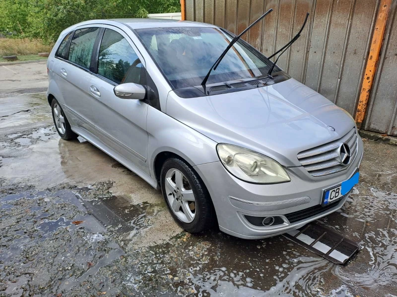 Mercedes-Benz B 180, снимка 3 - Автомобили и джипове - 48145575