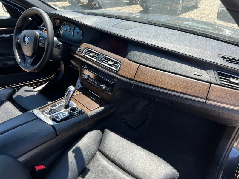 BMW 740 XDrive, M pack, снимка 5 - Автомобили и джипове - 48211996