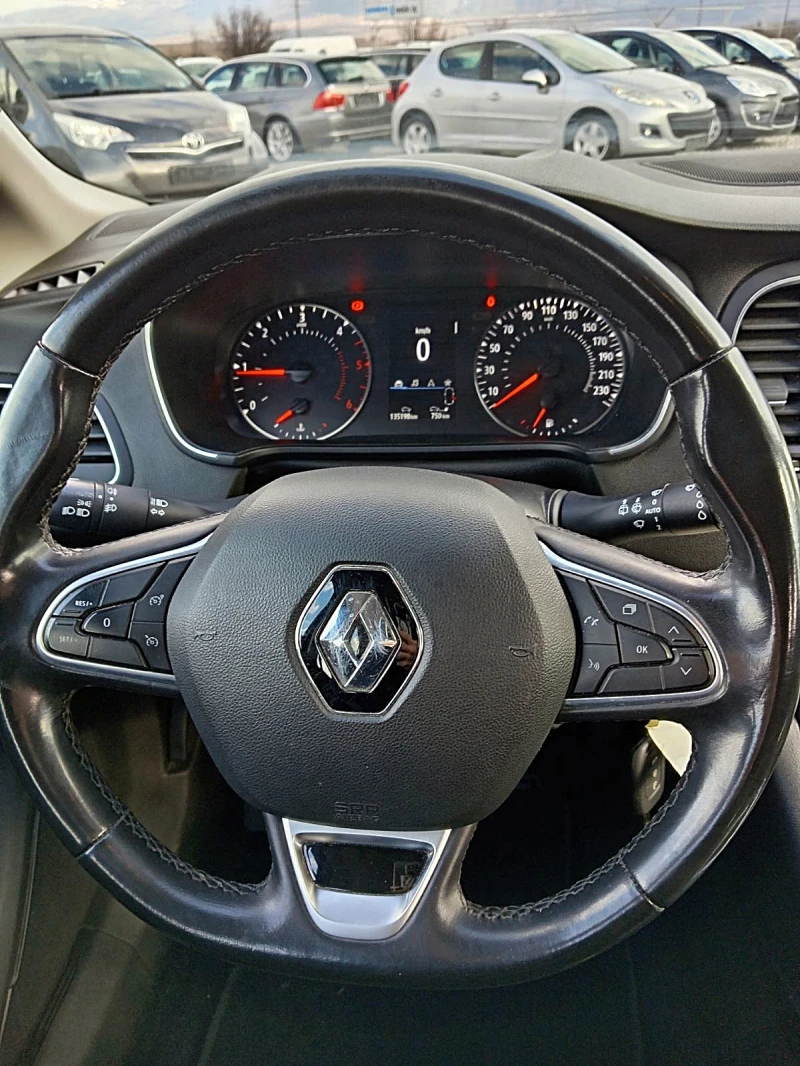 Renault Megane FACELIFT, снимка 11 - Автомобили и джипове - 48487471