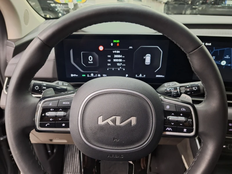 Kia Carnival 2.2 Diesel 9 Места, снимка 7 - Автомобили и джипове - 49231430