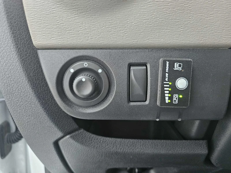 Dacia Dokker 1.6 TCe 85 LPG, снимка 10 - Автомобили и джипове - 52186809