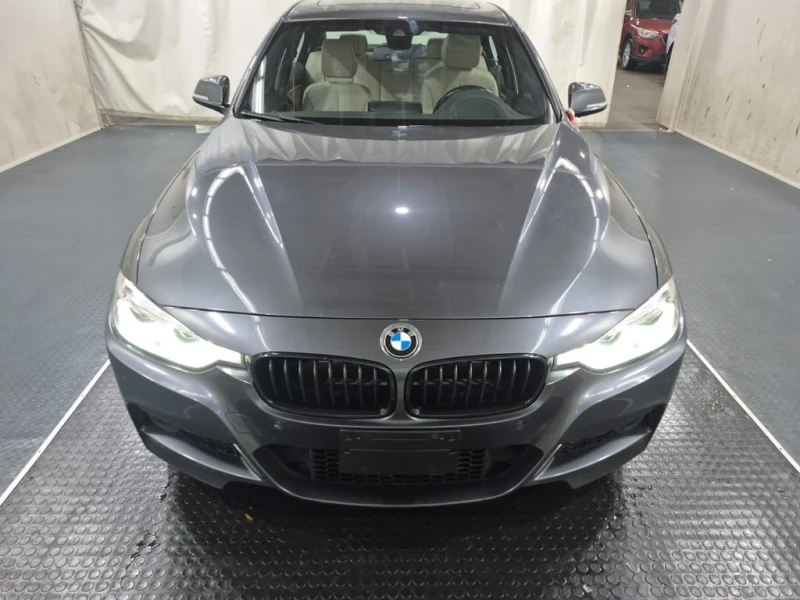 BMW 330 * 330E * CARFAX * БЕЗ ПЪРВОНАЧАЛНА ВНОСКА, снимка 7 - Автомобили и джипове - 52662242
