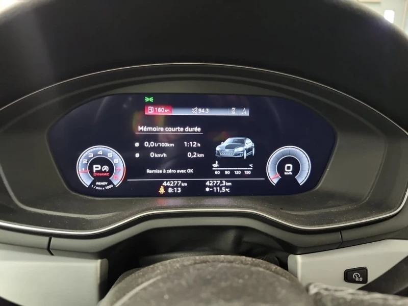 Audi A5 2023 Progressiv * CARFAX * БЕЗ ПЪРВОНАЧАЛНА ВНОСКА, снимка 11 - Автомобили и джипове - 52774765