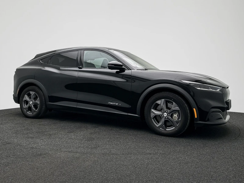 Ford Mustang Mach-E 99 kWh Premium , снимка 4 - Автомобили и джипове - 53379285