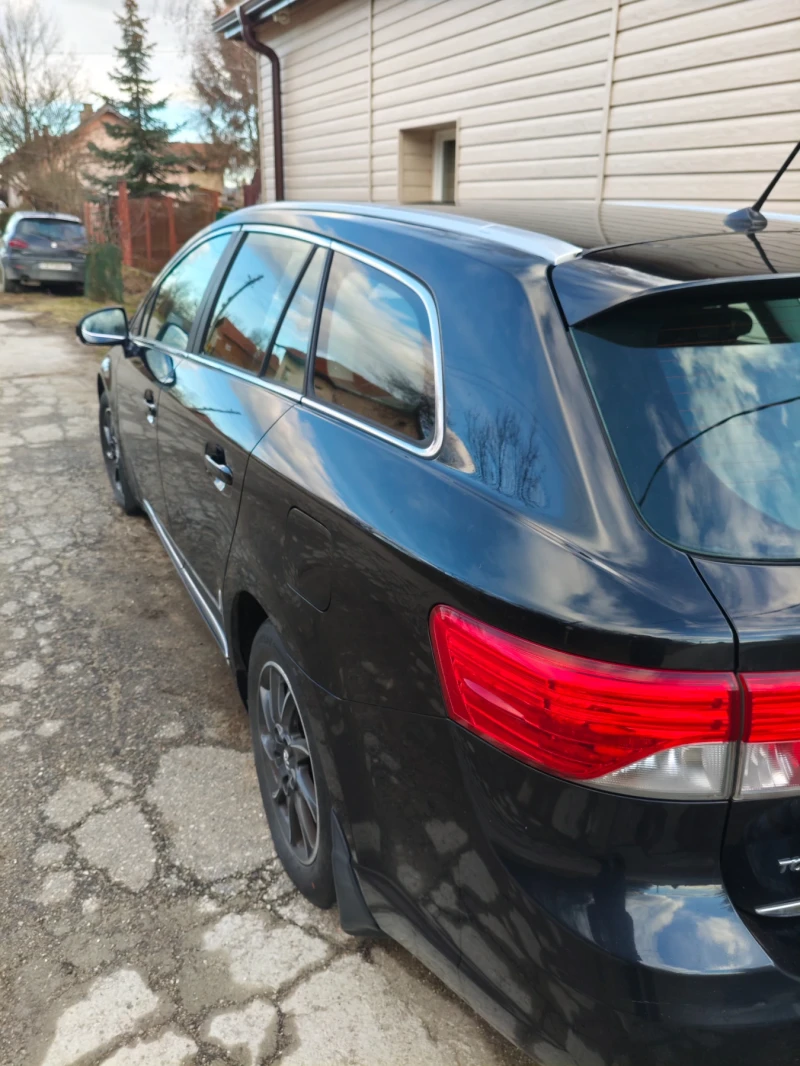 Toyota Avensis, снимка 12 - Автомобили и джипове - 53446221