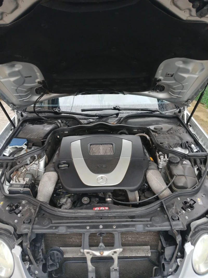 Mercedes-Benz E 280, снимка 9 - Автомобили и джипове - 53507760