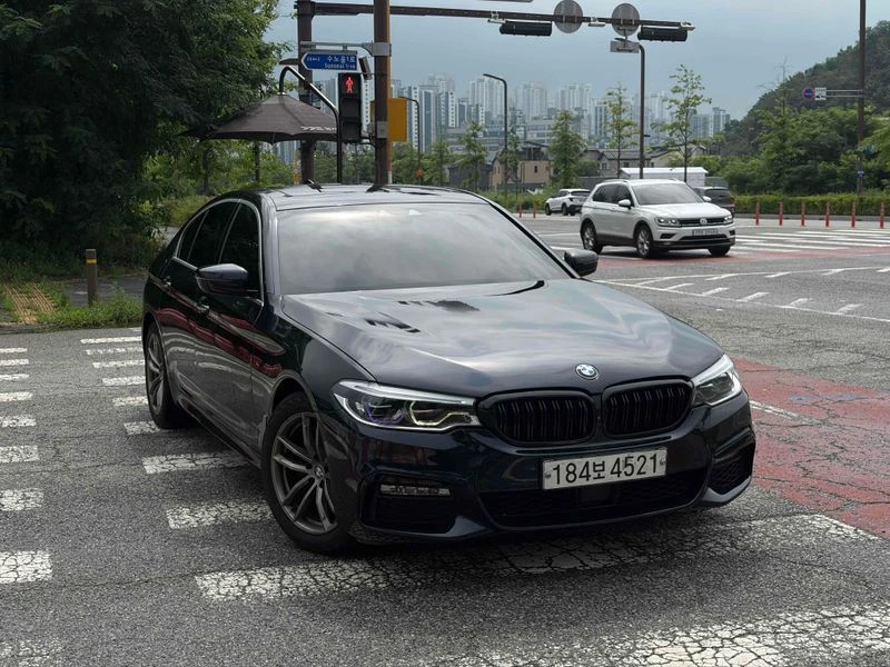 BMW 520 520d M Sport | 360| ПОДГРЕВ| ОБДУХВАНЕ| ПАНО