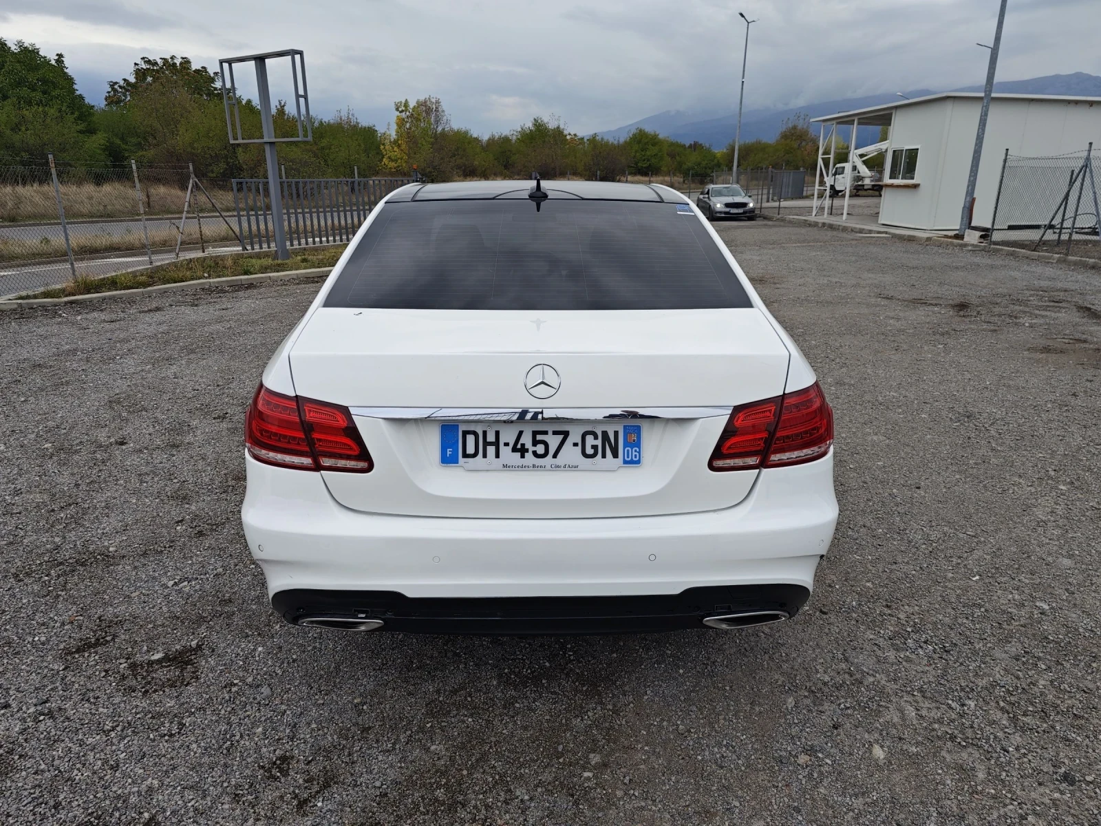 Mercedes-Benz E 350 AMG ПАНОРАМА ФУЛЛ - изображение 6