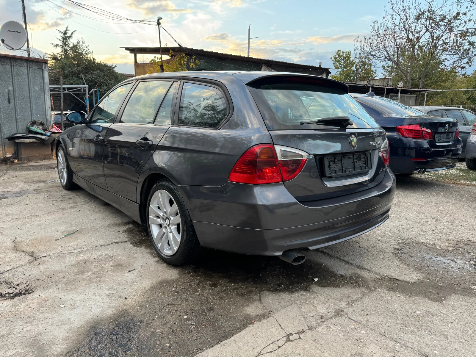 BMW 320 D 163HP 6 SKOROSTI KLIMA 2008G - изображение 7