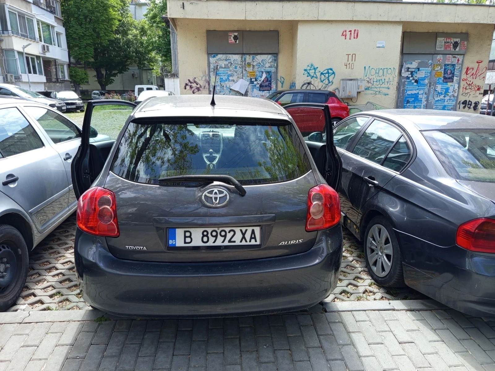 Toyota Auris Хечбек - изображение 2