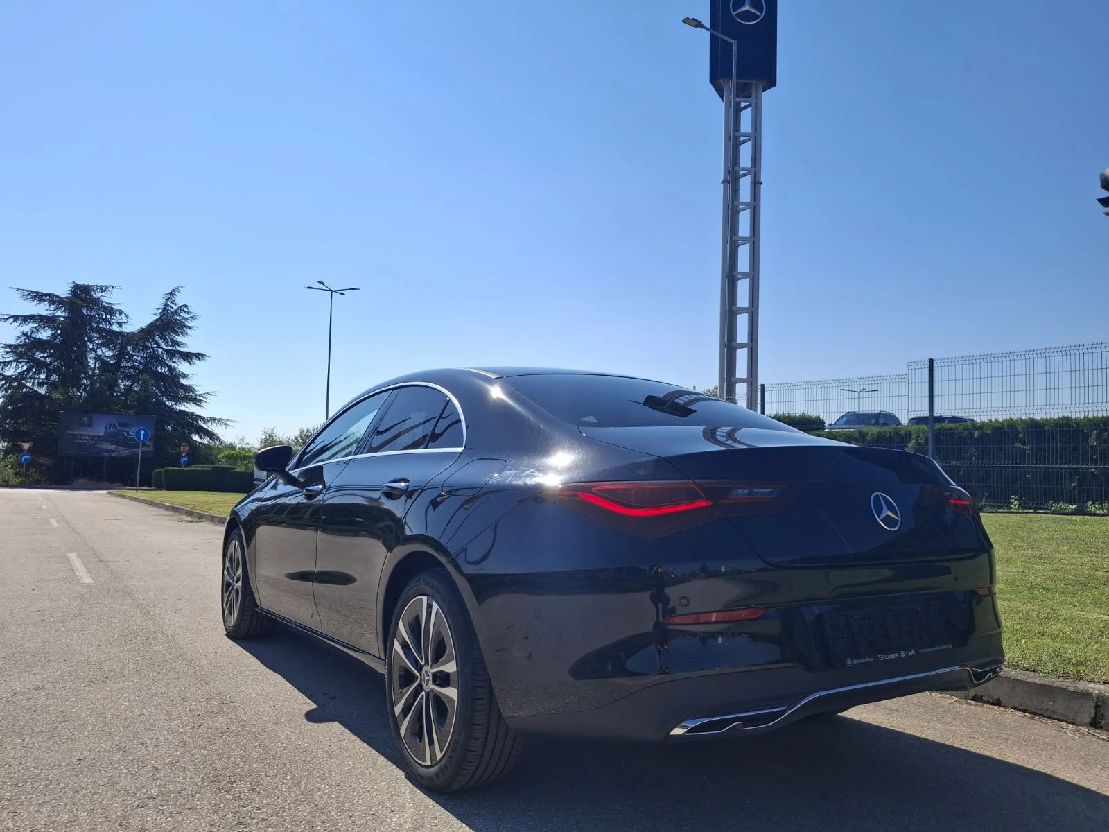 Mercedes-Benz CLA 180 d - изображение 5
