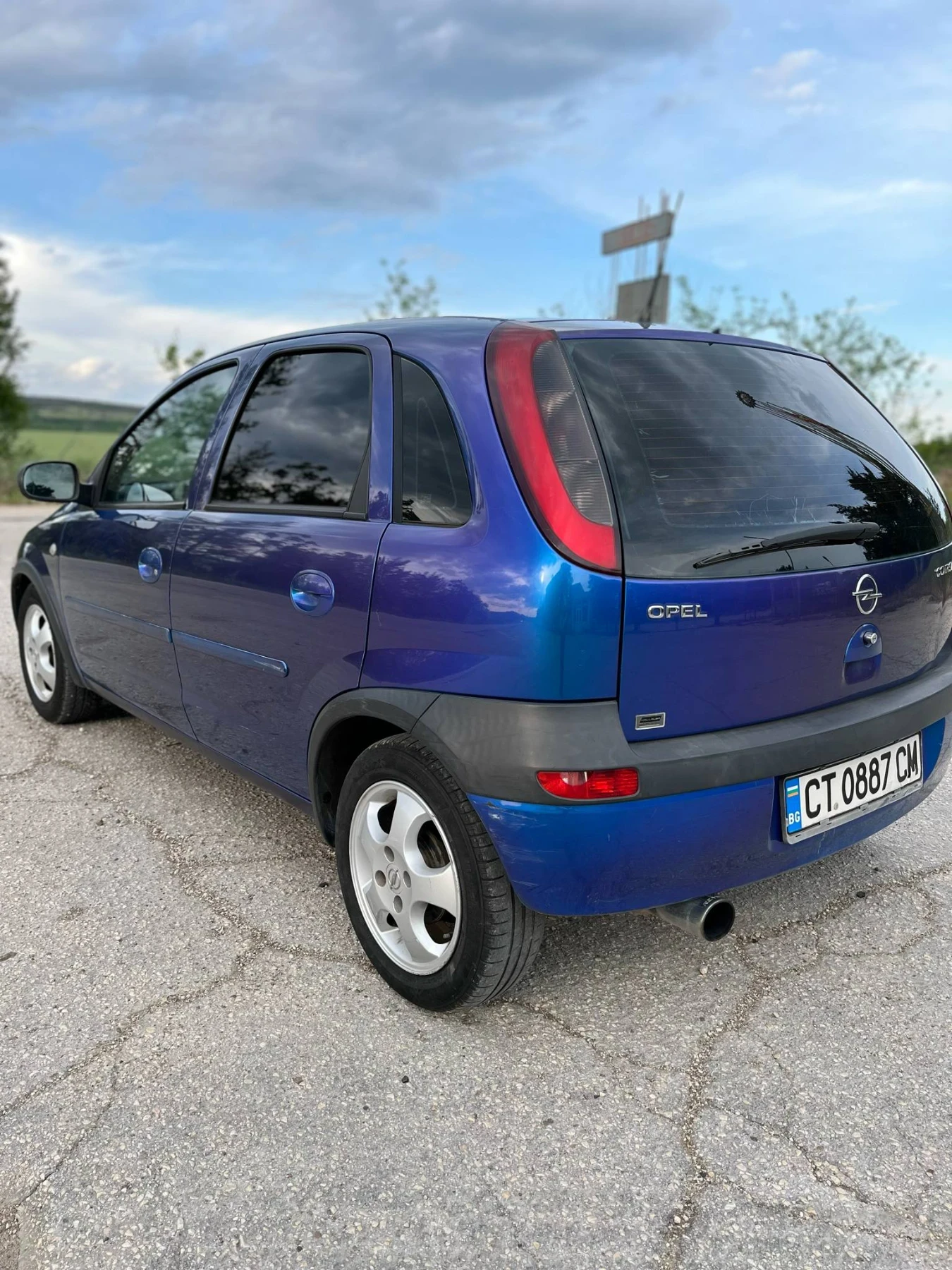 Opel Corsa 1.2 75 кс 2003 бензин - изображение 4