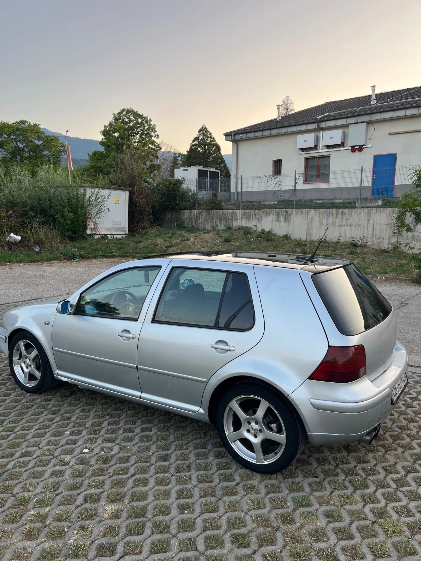VW Golf  - изображение 7