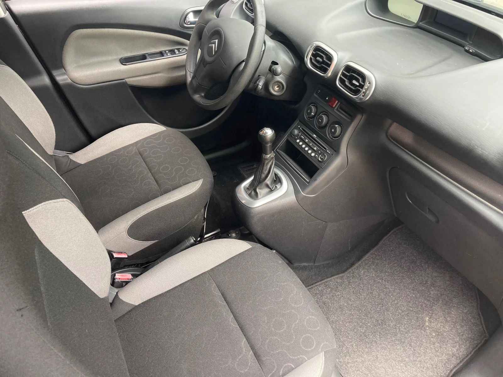 Citroen C3 Picasso  - изображение 8