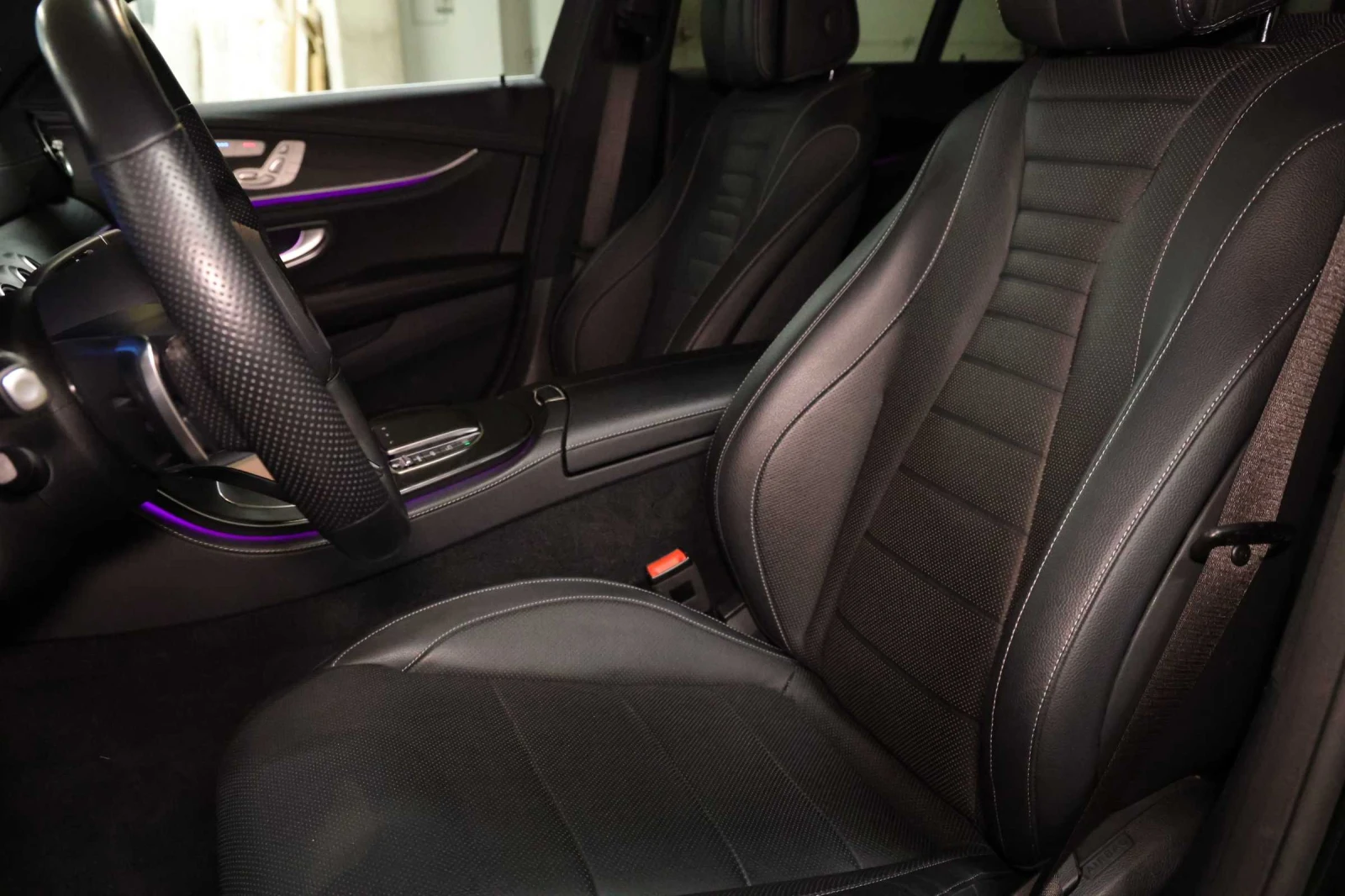 Mercedes-Benz E 400 d 4-MATIC AMG Paket Комфорт.Седалки Вентилация - изображение 6