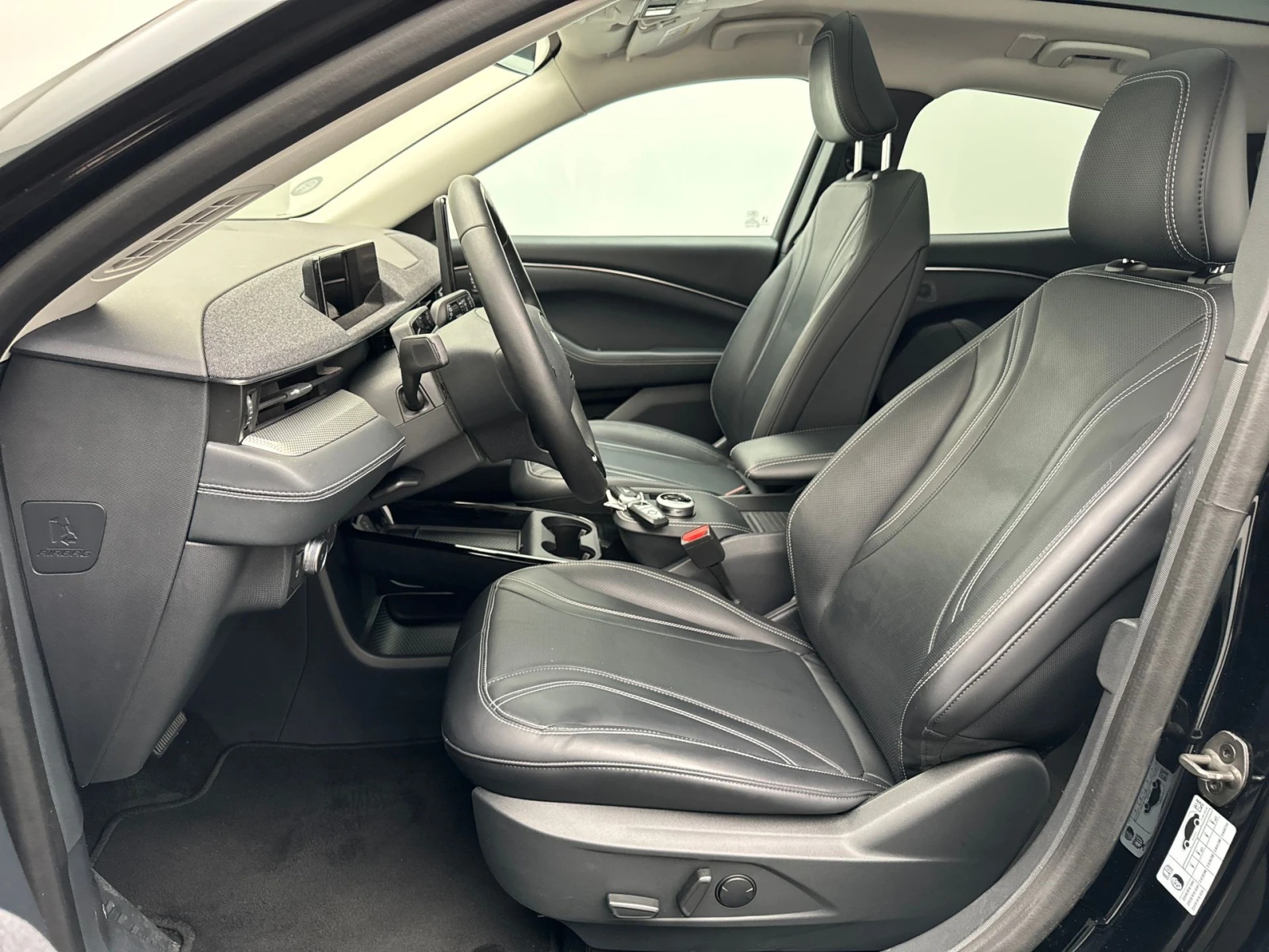 Ford Mustang Mach-E 99 kWh Premium  | Mobile.bg � ����������� 12