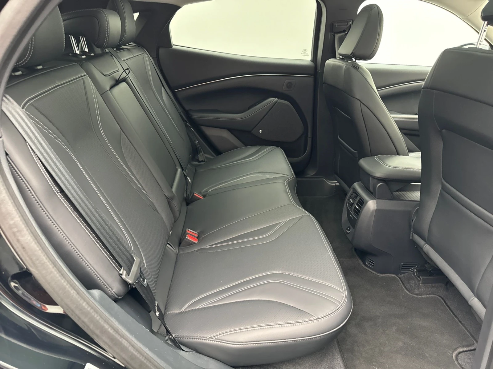 Ford Mustang Mach-E 99 kWh Premium  | Mobile.bg � ����������� 11