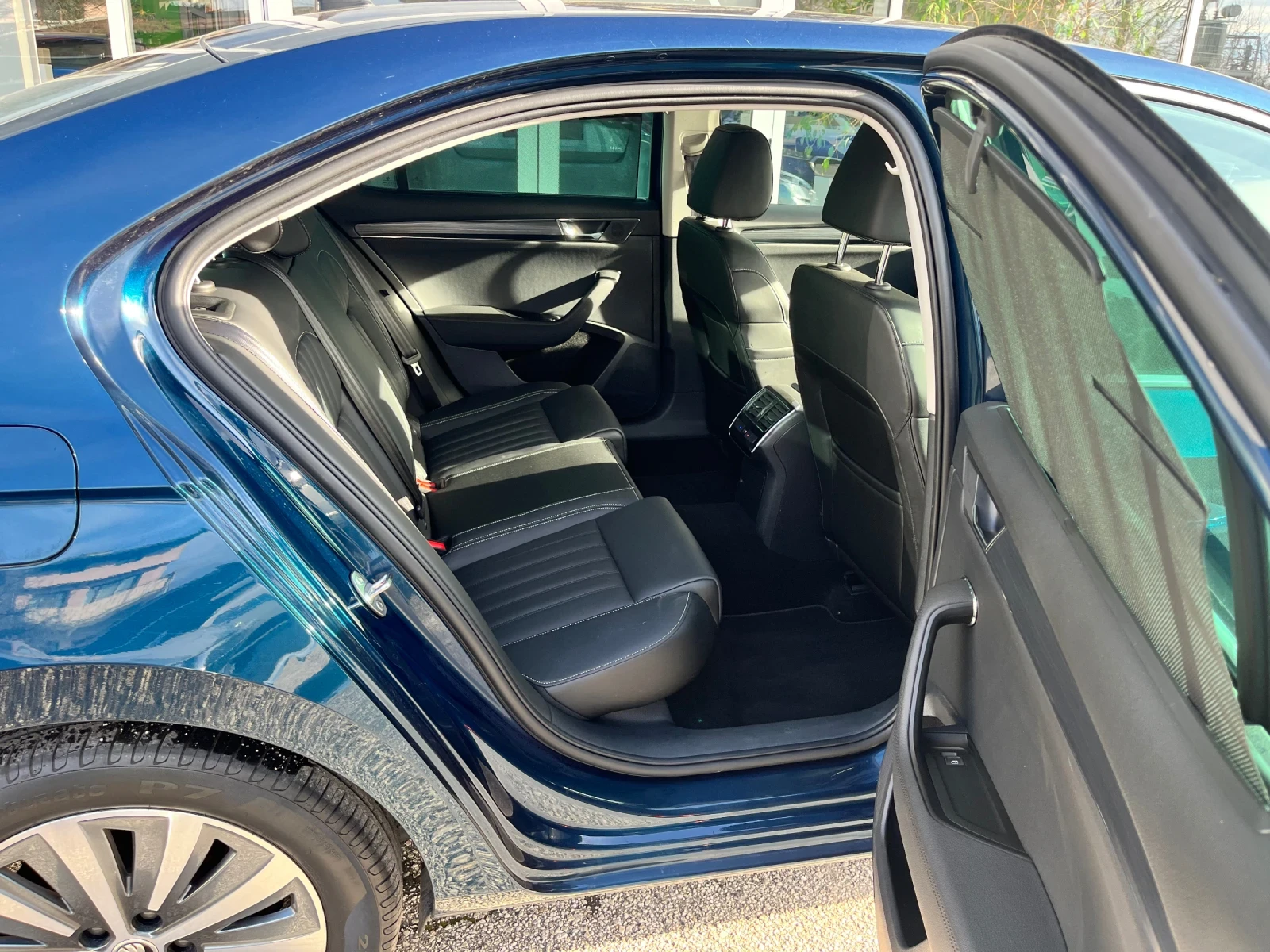 Skoda Superb 2.0 TSI 7DSG  - изображение 7