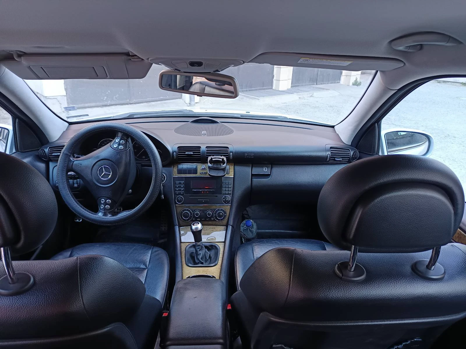 Mercedes-Benz C 200, снимка 2 - Автомобили и джипове - 53934596