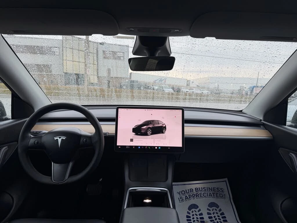 Tesla Model Y Long Range* AWD* АвтоКредит* (ЦЕНА ДО БГ), снимка 10 - Автомобили и джипове - 54137546