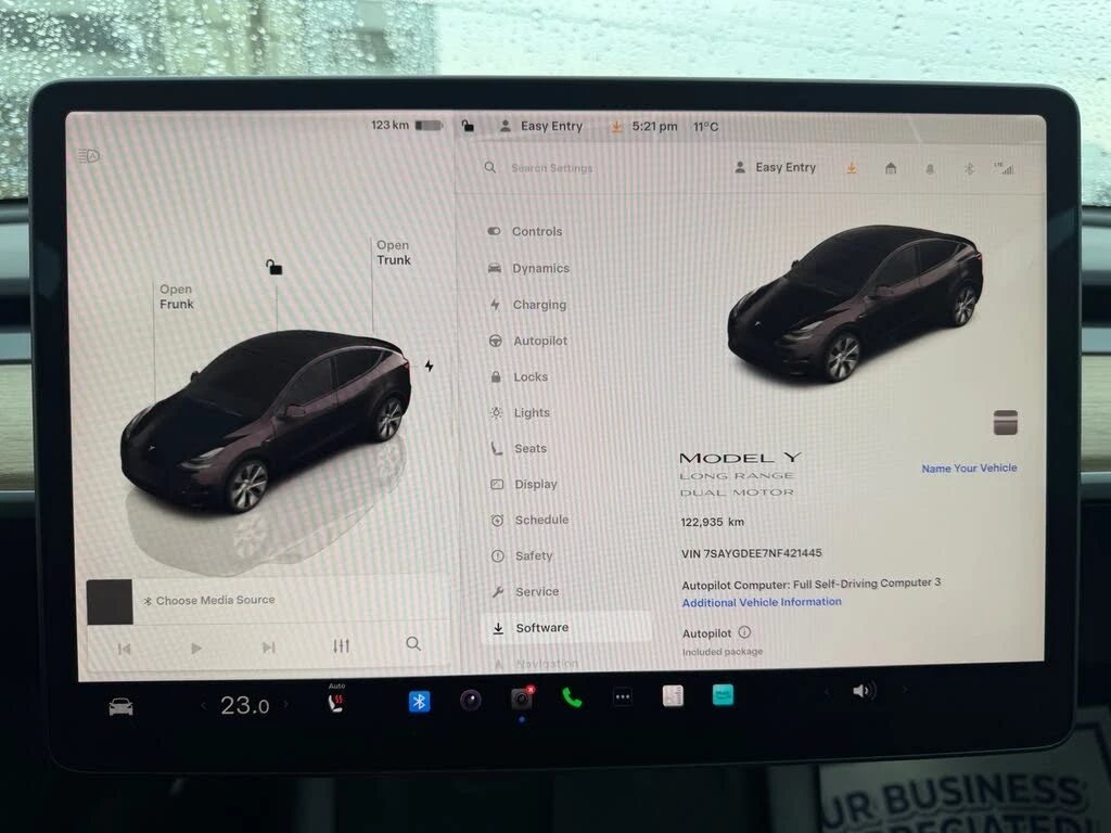Tesla Model Y Long Range* AWD* АвтоКредит* (ЦЕНА ДО БГ), снимка 12 - Автомобили и джипове - 54137546