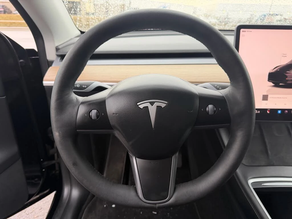 Tesla Model Y Long Range* AWD* АвтоКредит* (ЦЕНА ДО БГ), снимка 11 - Автомобили и джипове - 54137546