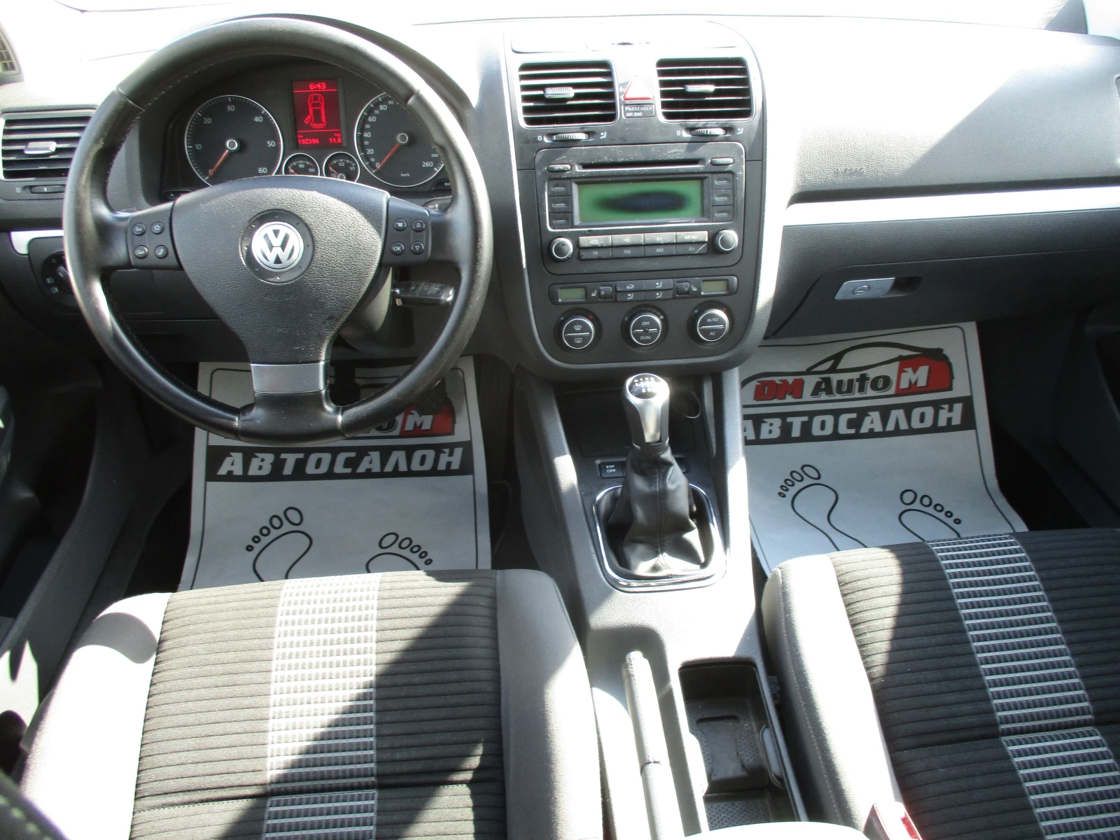 VW Golf 1.9TDI/105кс./6-СКОРОСТИ/КАТО НОВА, снимка 12 - Автомобили и джипове - 54843918