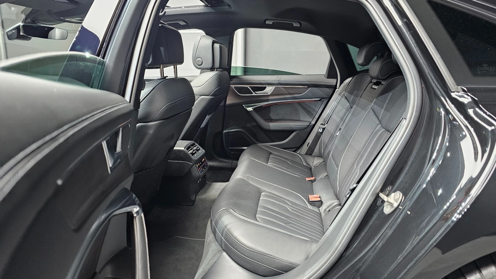 Audi A6 Bang & Olufsen* 360* HeadUP* DIS* , снимка 13 - Автомобили и джипове - 55592491