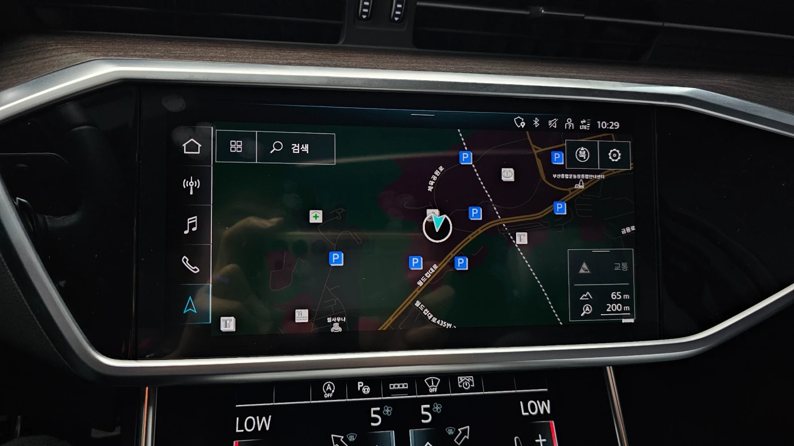 Audi A6 Bang & Olufsen* 360* HeadUP* DIS* , снимка 15 - Автомобили и джипове - 55592491