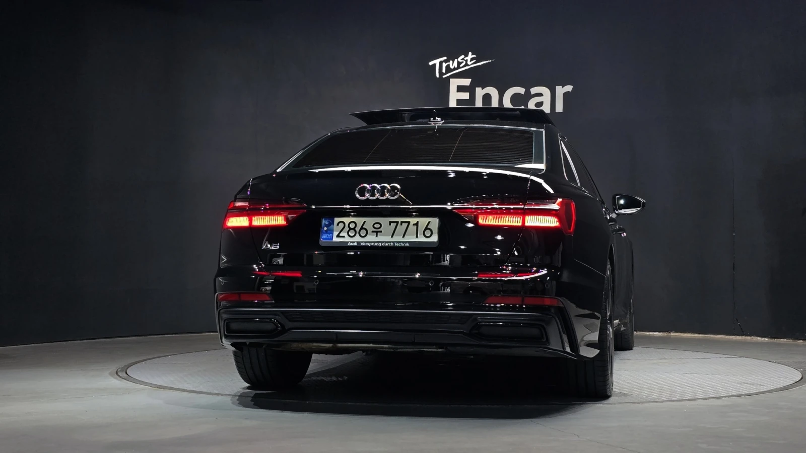 Audi A6 Bang & Olufsen* 360* HeadUP* DIS* , снимка 4 - Автомобили и джипове - 55592491