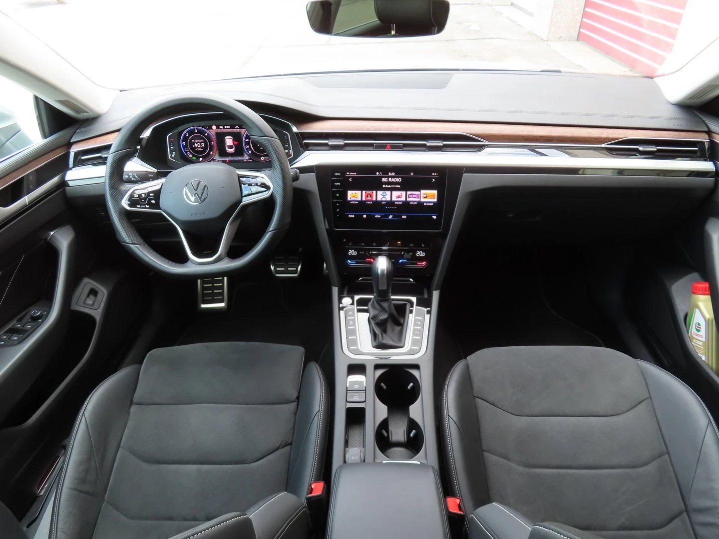 VW Arteon 2.0d 150hp, снимка 6 - Автомобили и джипове - 55692253